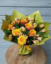 Букет цветов из:  Альстромерии и Розы в Великом Устюге