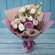 Букет цветов из:  Розы и Лизиантусы в Великом Устюге