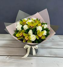 Букет цветов из:  Орхидеи и Розы #REPLACE_PRED# Великом Устюге