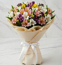 Букет цветов из:  Альстромерии в Великом Устюге