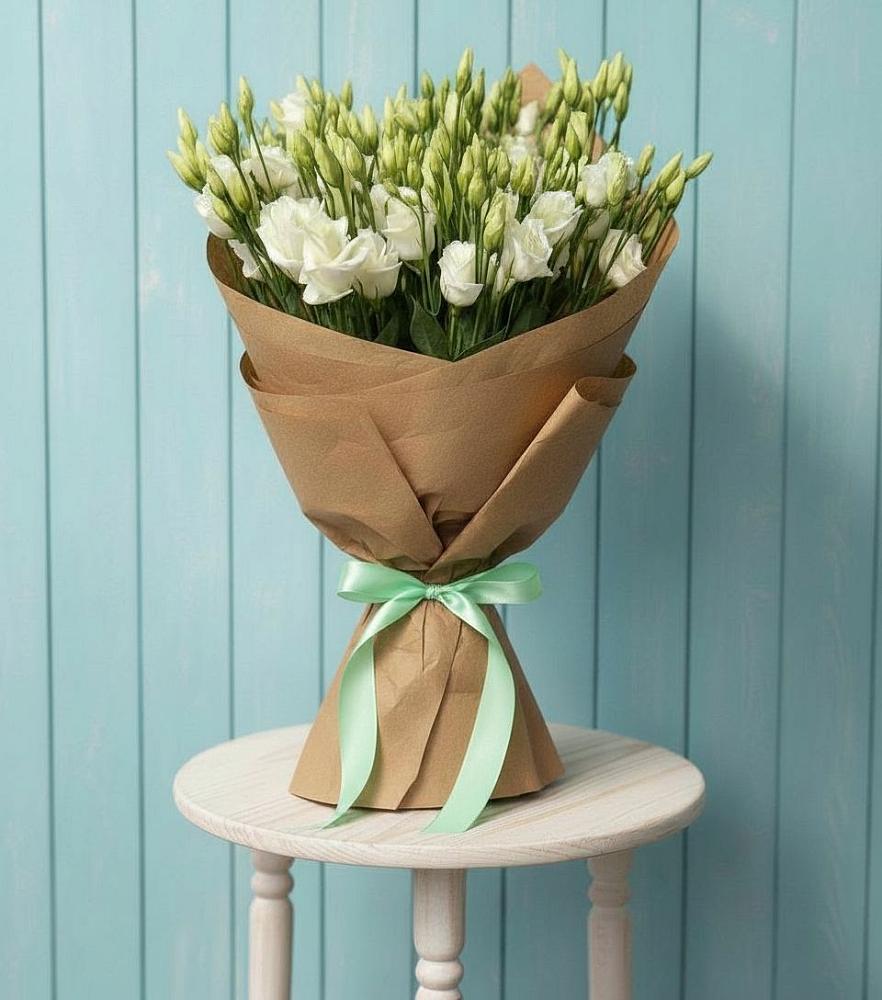 Букет цветов из: Лизиантусы в Великом Устюге