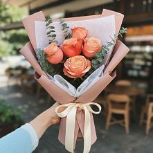Букет цветов из:  Розы в Великом Устюге