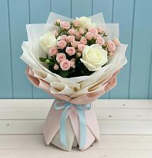 Букет цветов из:  Розы в Великом Устюге