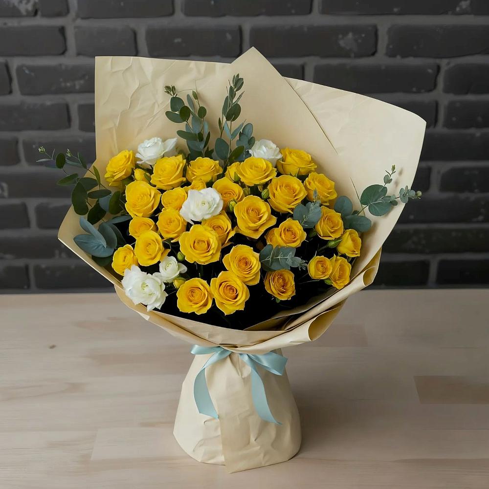 Букет цветов из: Розы в Великом Устюге