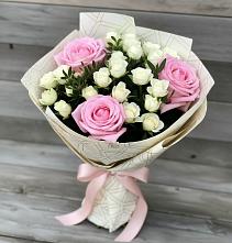 Букет цветов из:  Розы в Великом Устюге