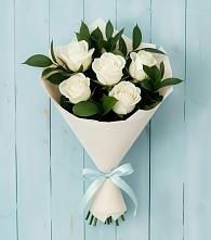 Букет цветов из:  Розы в Великом Устюге