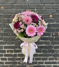Букет цветов из:  Герберы и Хризантемы в Великом Устюге