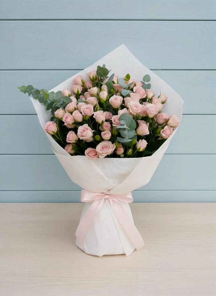 Букет цветов из: Розы в Великом Устюге