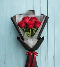Букет цветов из:  Розы в Великом Устюге