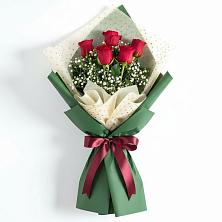 Букет цветов из:  Розы в Великом Устюге