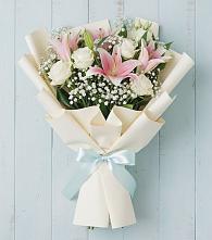 Букет цветов из:  Лилии в Великом Устюге
