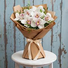 Букет цветов из:  Орхидеи и Розы в Великом Устюге