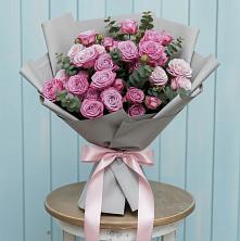 Букет цветов из:  Розы в Великом Устюге